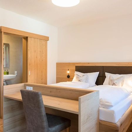 Gasthof-Pension Brauner Hirsch In Alfeld - Mittelfranken Екстер'єр фото