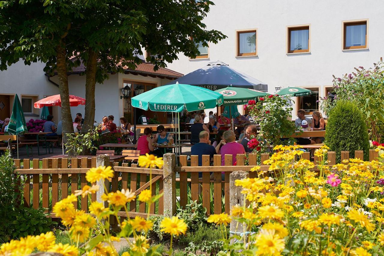 Gasthof-Pension Brauner Hirsch In Alfeld - Mittelfranken Екстер'єр фото